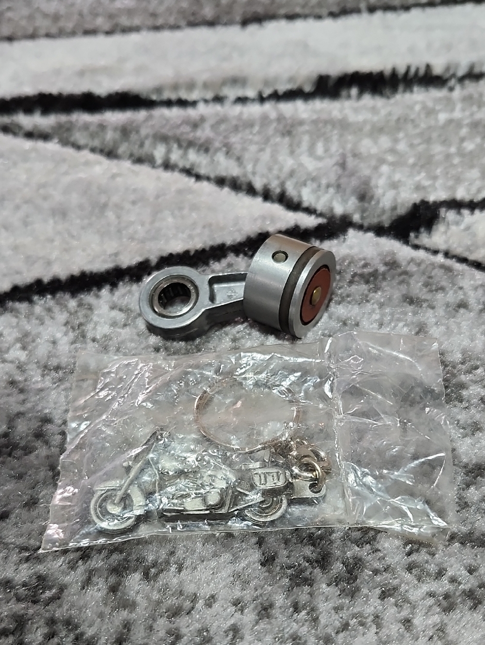 MOTORCYCLE & PISTON KEYCHAIN BUNDLE